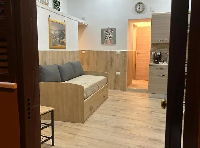 Casa San Gennaro 33a * Napoli